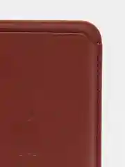 Коричневый картхолдер MagSafe для iPhone (Айфон), анимация