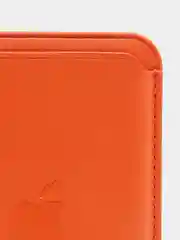 Оранжевый картхолдер MagSafe для iPhone (Айфон), анимация