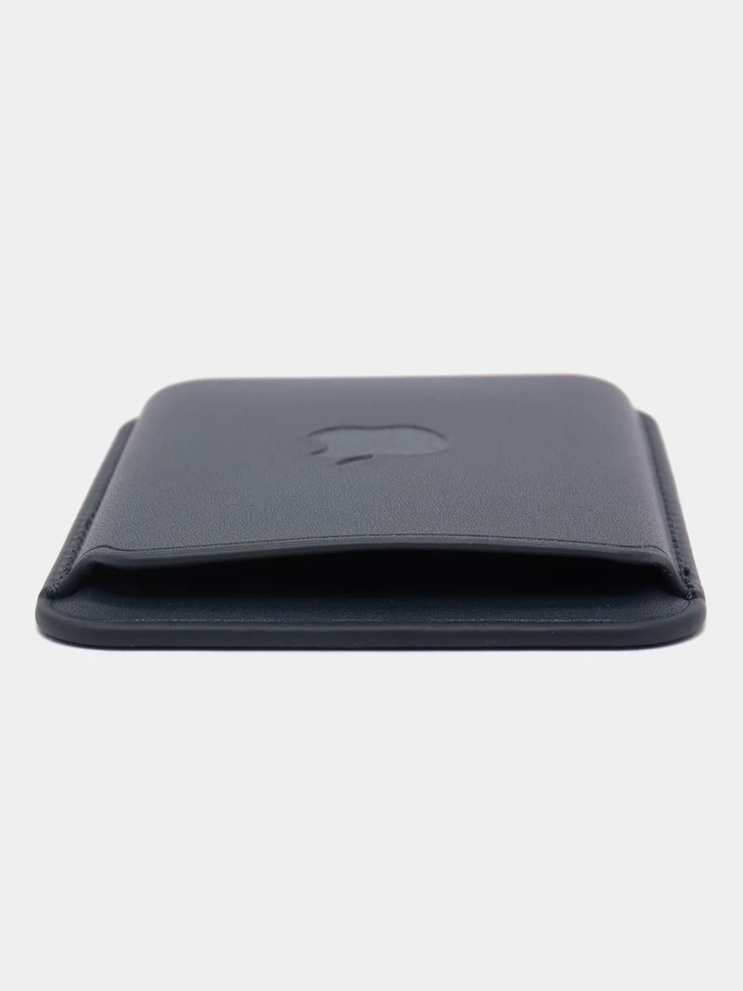 Синий картхолдер MagSafe для iPhone (Айфон), анимация