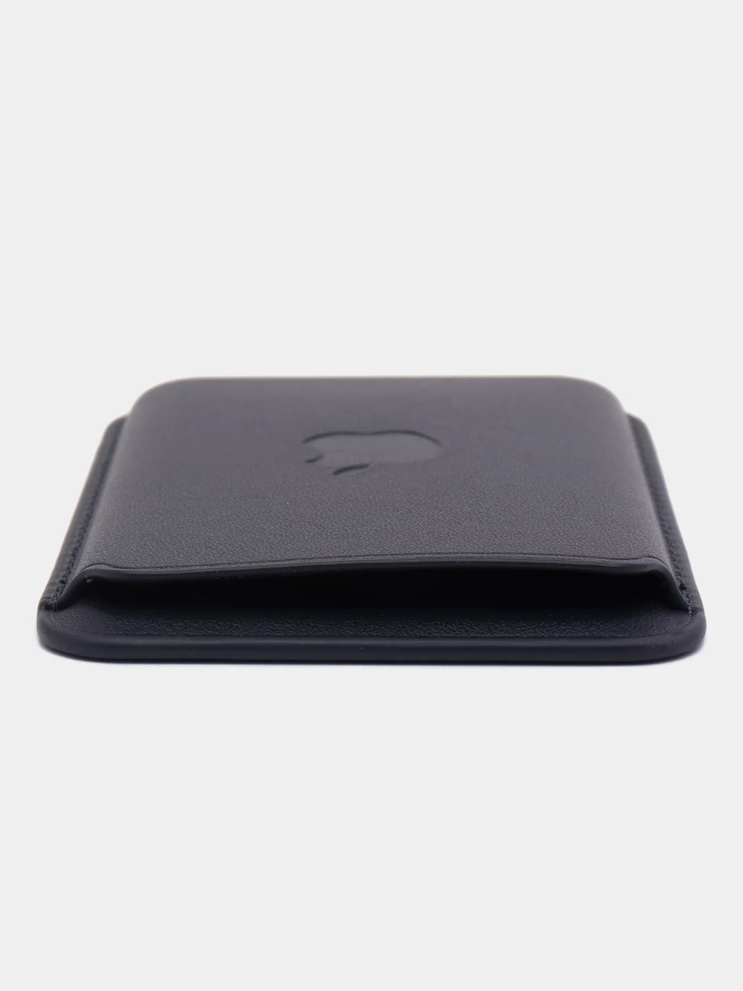 Темно-синий картхолдер MagSafe для iPhone (Айфон), анимация