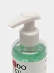 Розовый гель для умывания