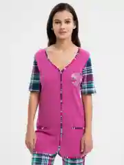 Розовый футболка