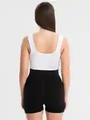 Белый топ короткий в рубчик