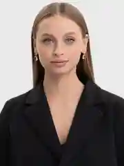 Серьги классические со вставками из желтого стекла