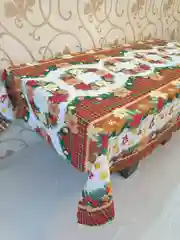 Желтый скатерть с НОВОГОДНИМ рисунком для праздничного и кухонного столов Тканевая,Размер 150/220