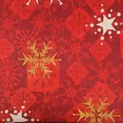Бордовый скатерть с НОВОГОДНИМ рисунком на прямоугольный стол,ткань -полиэстер  Размер - 110/150