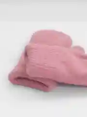 Розовый варежки женские