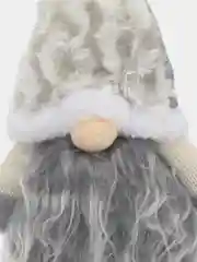 Серый гном новогодний