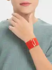 Красный браслет светоотражающий