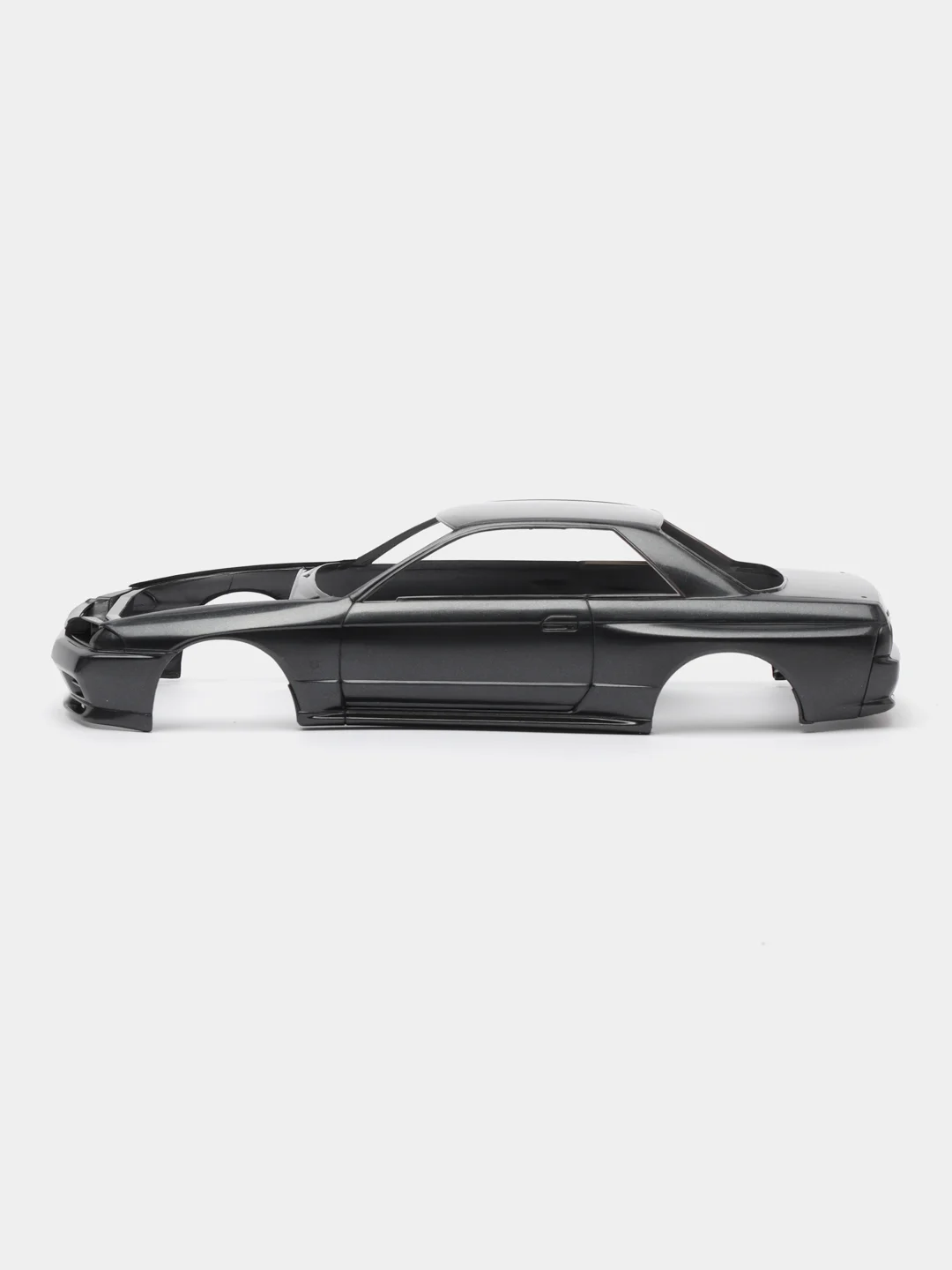 Черный сборная модель машинка Tamiya 1/24 Nissan Skyline GT-R Sports Car