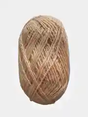 Бежевый пряжа кавказская,  90% акрил, 10% шерсть, 300 м, 100 г