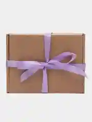 Лавандовый коробка для подарков 24х18х8,5см подарочная с бумажным наполнителем, атласной лентой и без