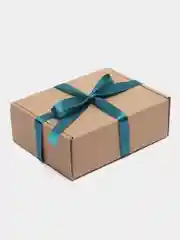 Тёмно-бирюзовый коробка для подарков 24х18х8,5см подарочная с бумажным наполнителем, атласной лентой и без