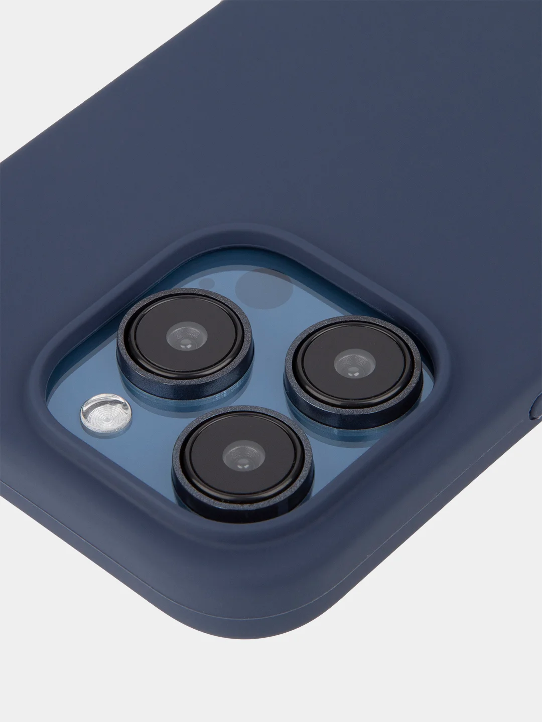 Темно-синий чехол для Apple iPhone 15 Pro силиконовый ROSCO с мягкой подкладкой из микрофибры, матовый