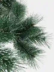 Елка искуственная, новогодняя, 120 см, "Пушистая", с инеем и шишками, зеленая