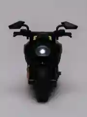 Желтый мотоцикл M2216