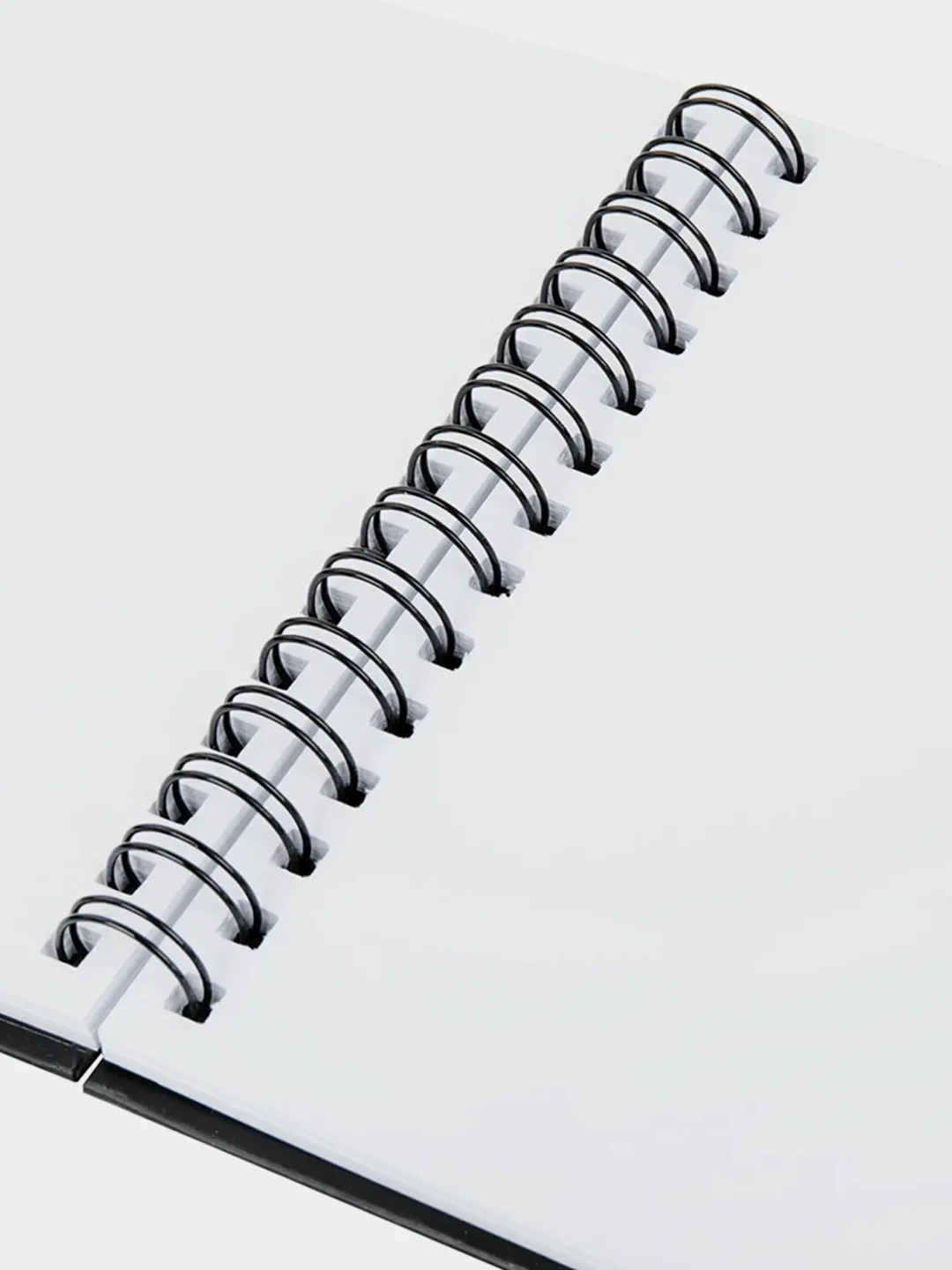 Скетчбук Brauberg, 160 г/м2, 190х190 мм, 60 л, гребень, твёрдая обложка