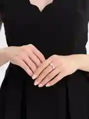 Серебряный женское регулируемое кольцо с бантиком