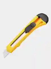 Нож строительный KOLNER KUK 18-1, с выдвижными лезвиями