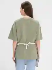 Бежевый фартук кухонный, с кармашком