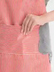 Красный фартук кухонный, влагостойкий, с полотенцем для рук