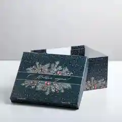 Синий коробки подарочные новогодние. Большие 31,5*25,6*16,1 см