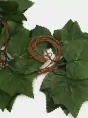 Зеленый искусственная виноградная лоза, лиана с листьями для декора