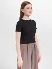 Черный топ в рубчик, спортивный, укороченный