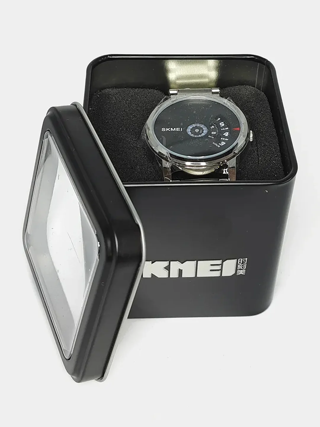 Серый мужские часы Skmei "1260", наручные в жестяной коробке