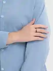 Черный кольца из бисера и бусин