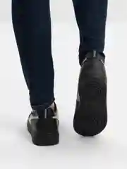 Серый кроссовки лёгкие, для спорта