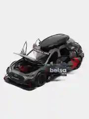 Зеленый машинка металлическая 1:24 AUDI RS6 камуфляж с обвесом, 21 см