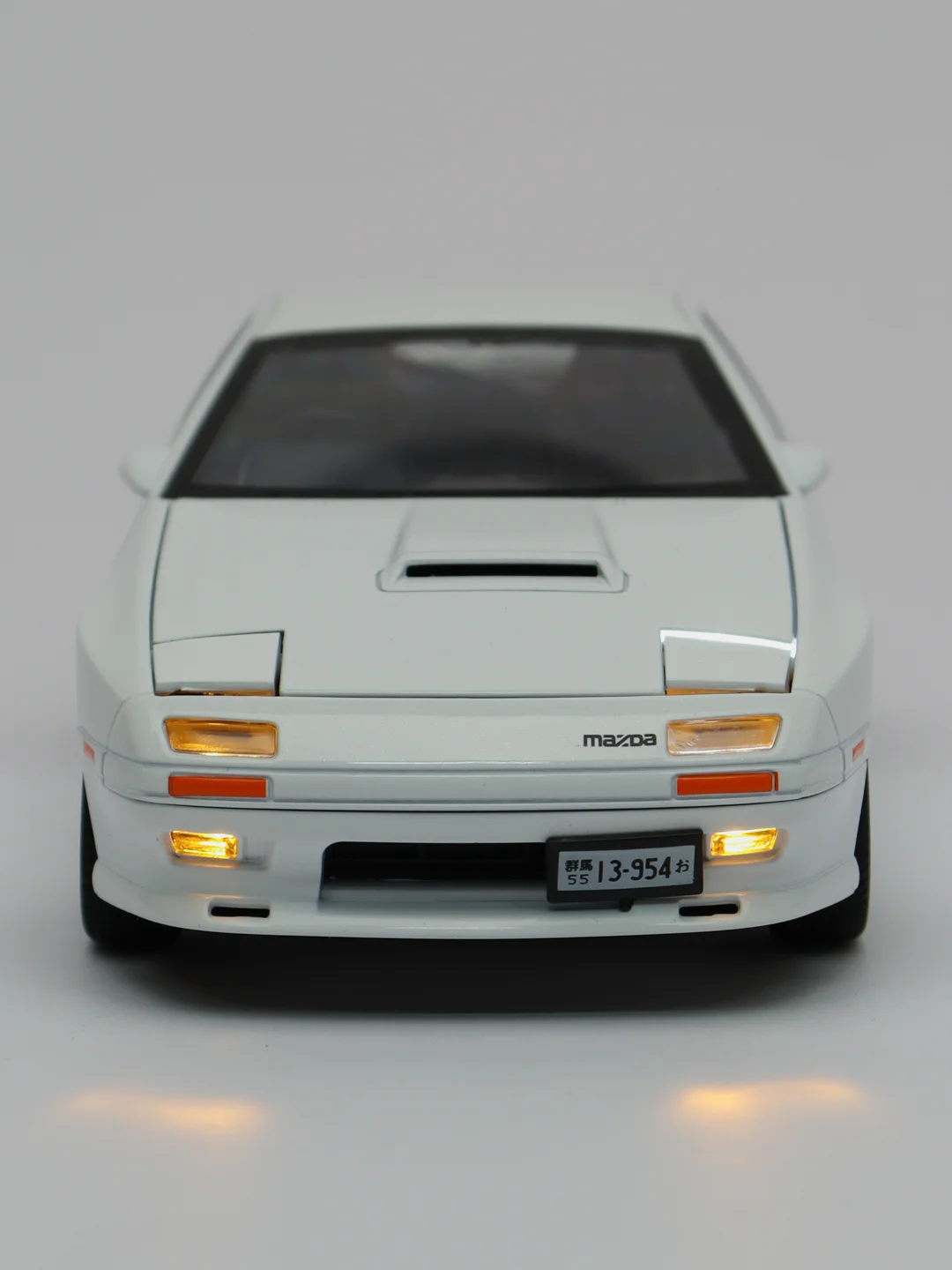 Белый металлическая модель, 1:24, Mazda Savanna 1985 RX-7 FC3S 1900-340
