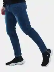 Джинсы мужские