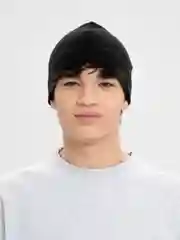 Черный флисовая шапка