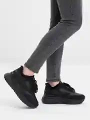 Черный кроссовки женские утепленные, высокие