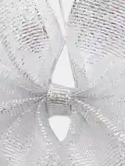Серебряный банты ёлочные. Украшение новогоднего интерьера
