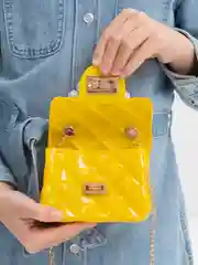 Желтый сумка детская/ сумка для девочки/ мини сумка лаковая/ клатч