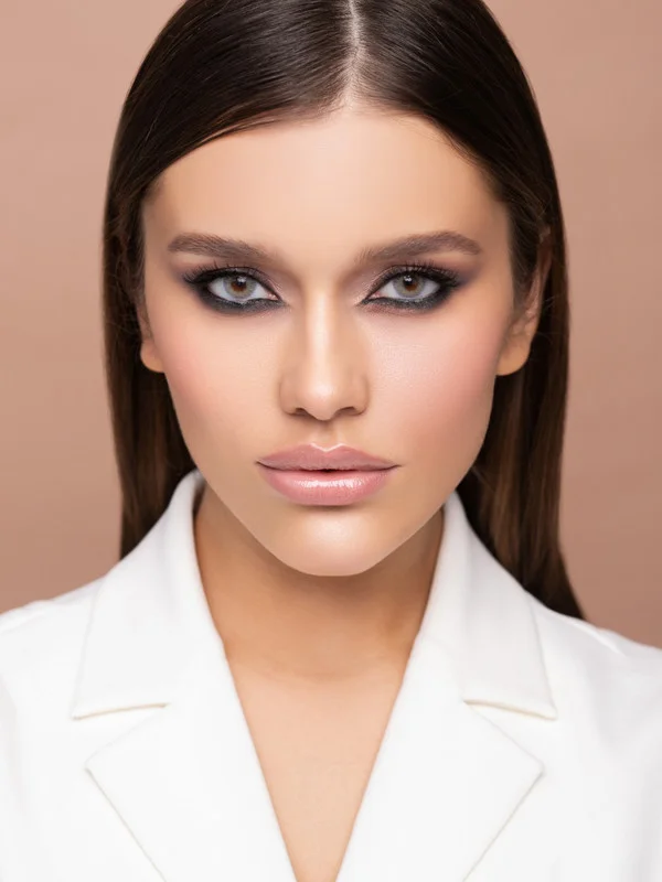 Серый цветные контактные линзы Adria Effect color, 2 линзы, 8,6/ 14,2/ от -0,25 до -6,00