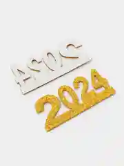 Золотой 2024 самоклеящиеся из фоамирана, 10 шт, 5 х 2.2 см