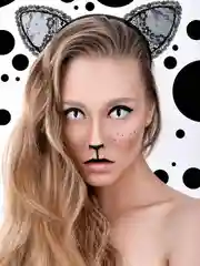 Бежевый цветные контактные линзы Adria Crazy карнавальные, без диоптрий, 1 линза