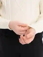 Молочный детский однотонный свитер
