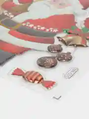 Бежевый наклейки на окно новогодние, многоразовые, декор на Новый год