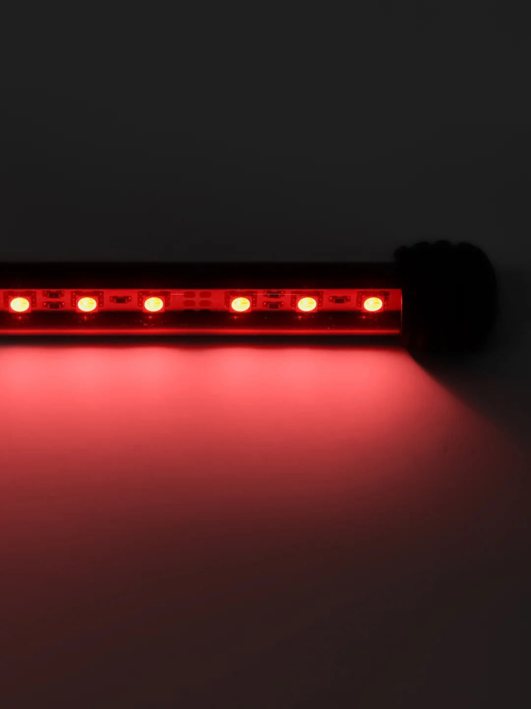 Светильник для аквариума универсальный светодиодный RGB c пультом, 28 см, 5.6 Вт