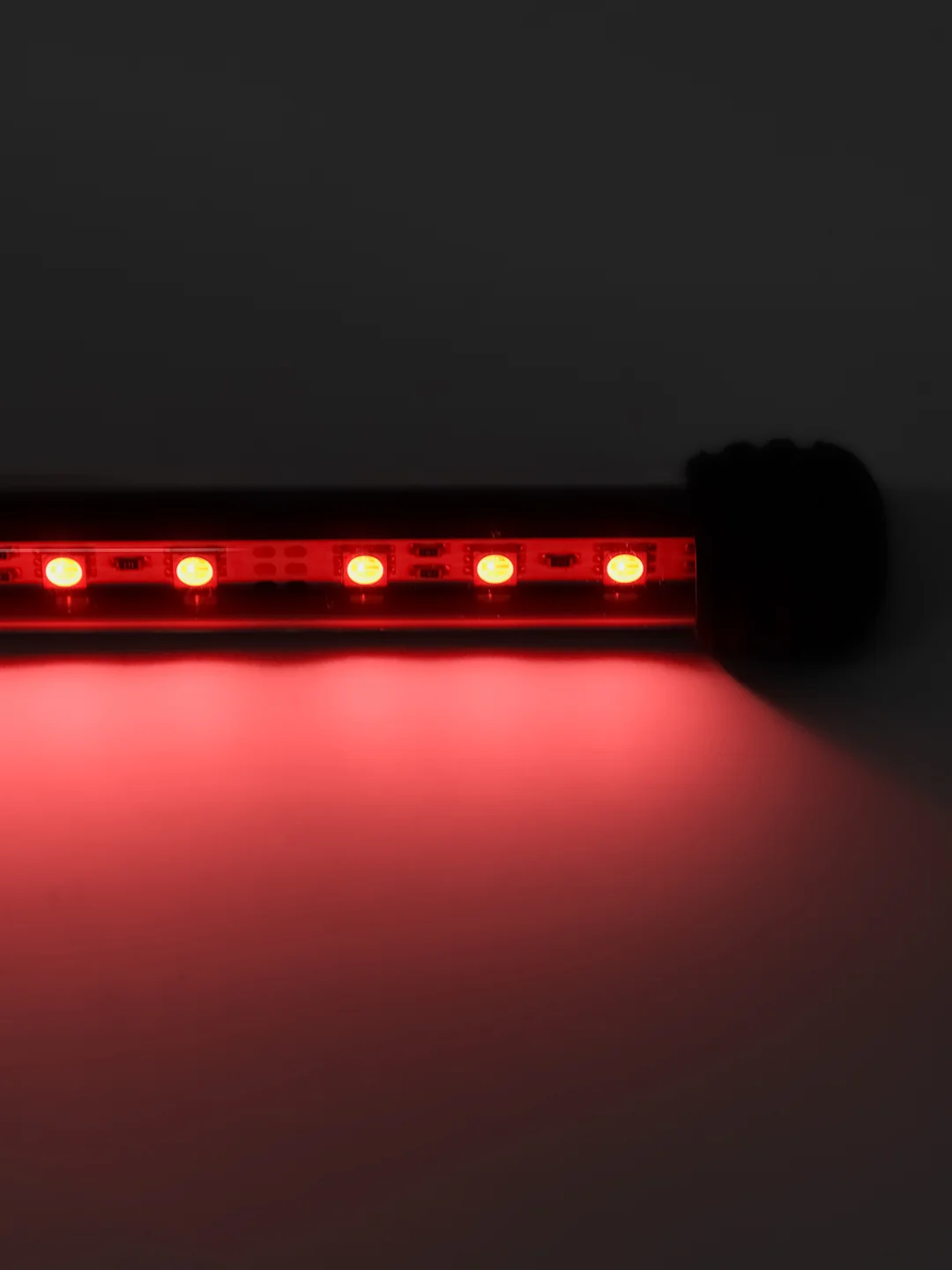 Светильник для аквариума универсальный светодиодный RGB c пультом, 18 см, 3.6 Вт
