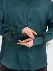 Зеленый рубашка женская с перьями