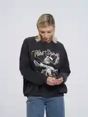 Теплый свитшот женский ТВОЕ с принтом
