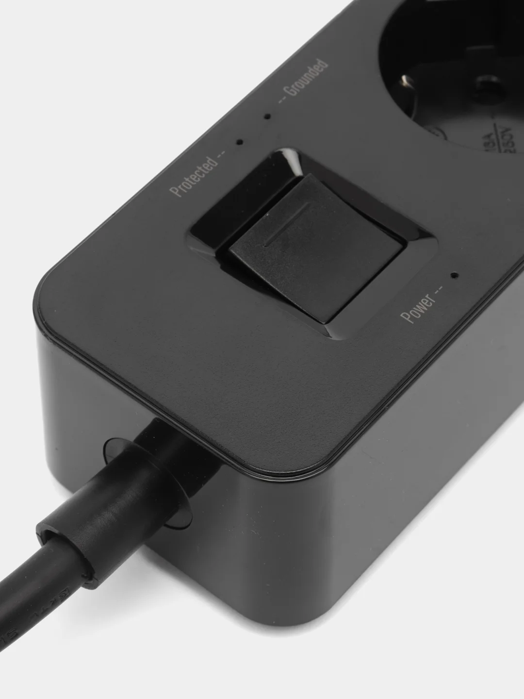 Черный сетевой фильтр - удлинитель Harper UCH-340 Quick Charge 3.0 с USB, с заземлением и защитой