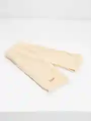 Молочный шарф женский