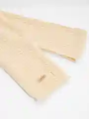 Молочный шарф женский
